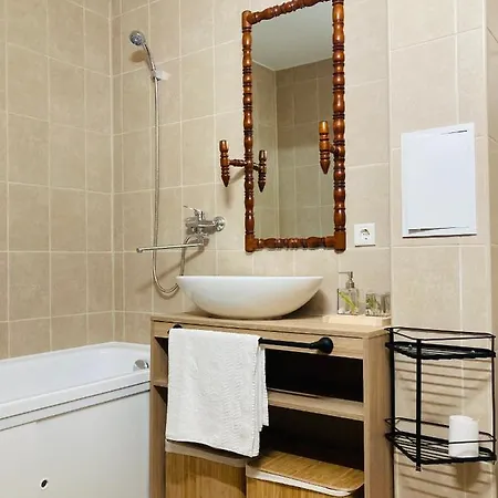 Nakotnes Street Apartment Liepaja